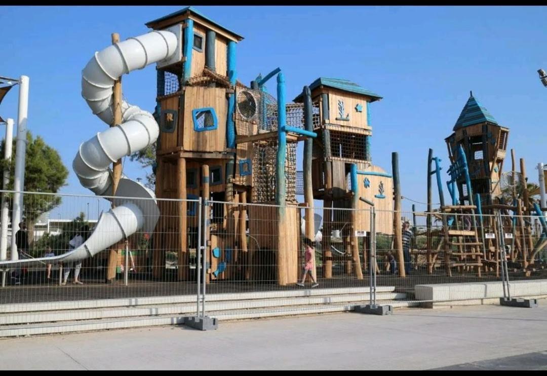 סוויטה מול הים Apartment Ashkelon Luaran gambar